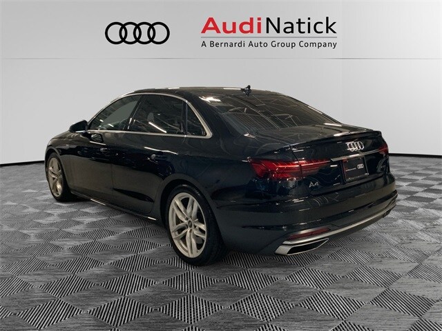 2024 Audi A4 45 S line Premium Plus photo 3