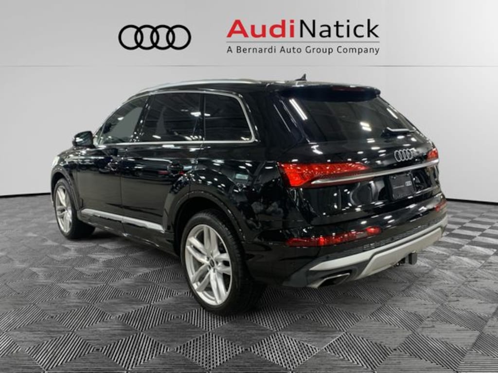 Certified 2025 Audi Q7 55 Premium Plus SUV