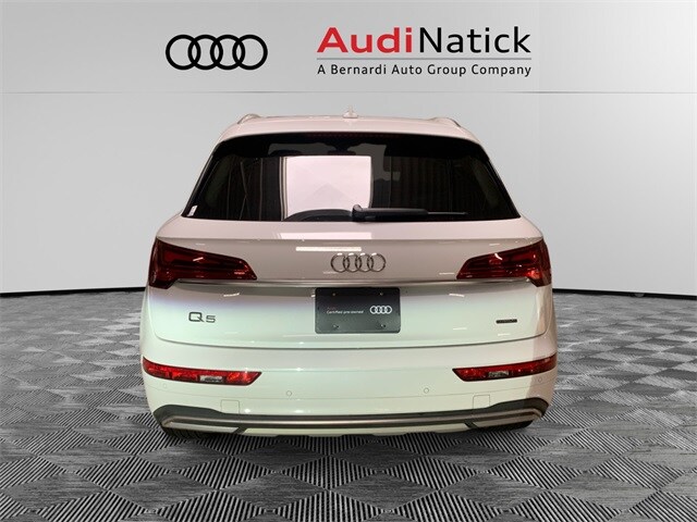 2023 Audi Q5 40 Premium Plus photo 4