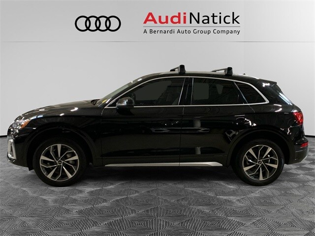 2022 Audi Q5 45 S line Premium photo 2