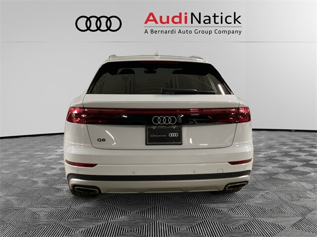 2025 Audi Q8 55 Premium photo 4