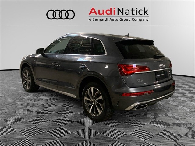 2022 Audi Q5 45 S line Premium Plus photo 3