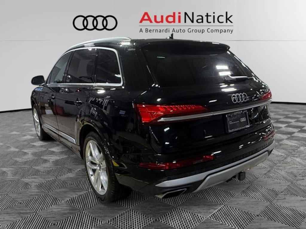 Certified 2025 Audi Q7 55 Premium Plus SUV