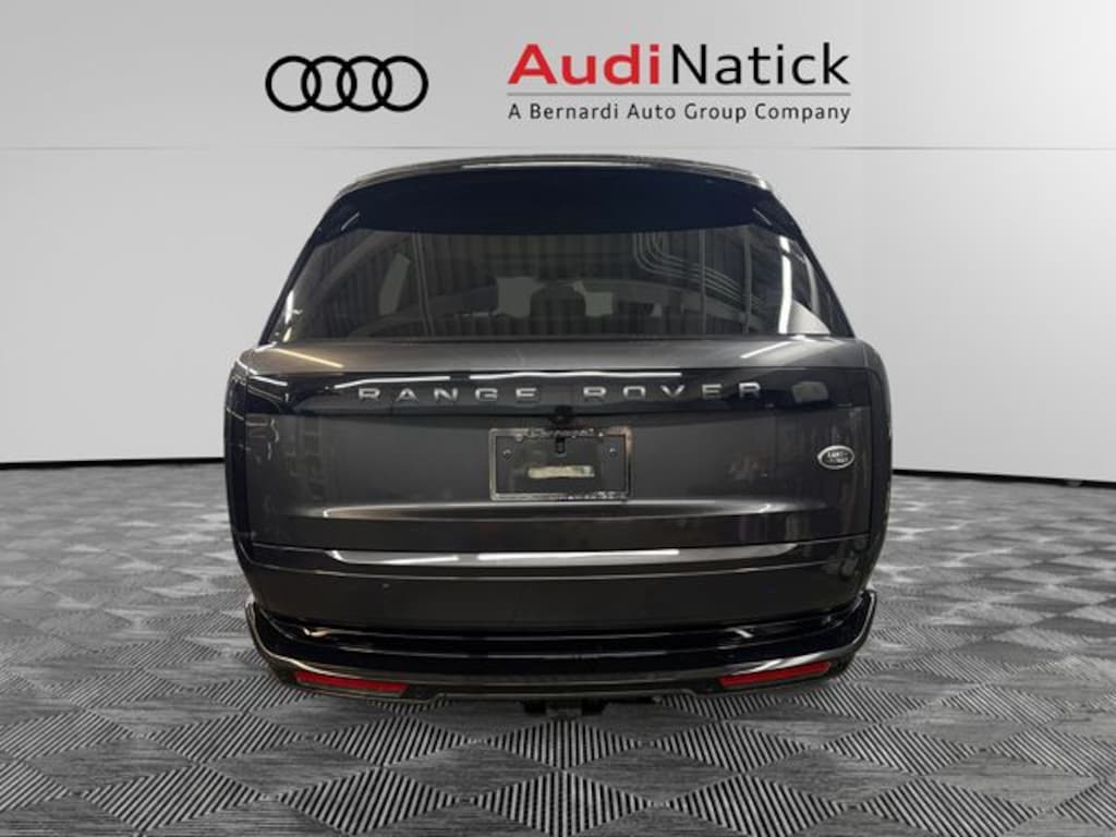 Used 2023 Land Rover Range Rover SE SUV