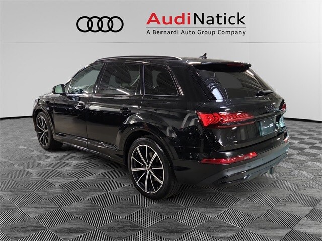 2023 Audi Q7 55 Prestige photo 3