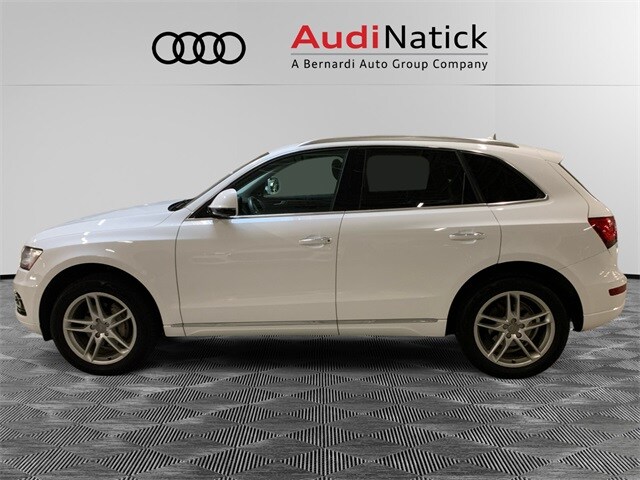 2017 Audi Q5 2.0T Premium Plus photo 2