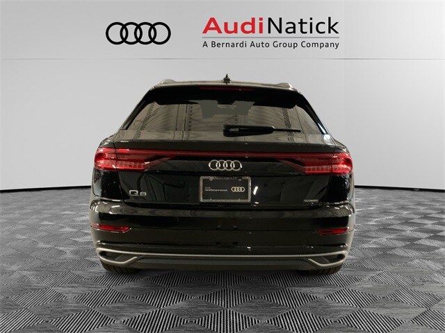 2023 Audi Q8 55 Premium Plus photo 4