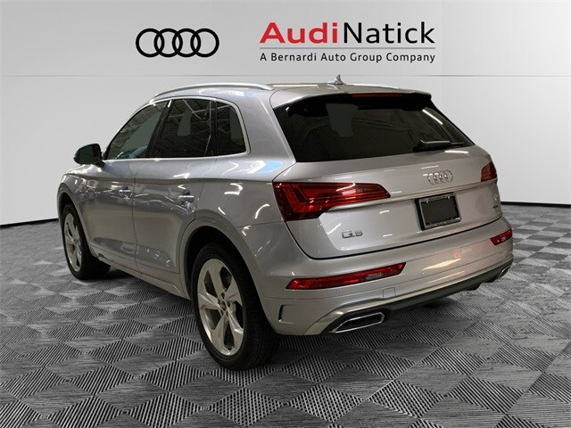 2022 Audi Q5 45 S line Premium Plus photo 3