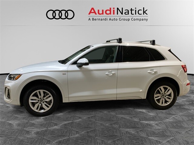 2022 Audi Q5 45 S line Premium photo 2