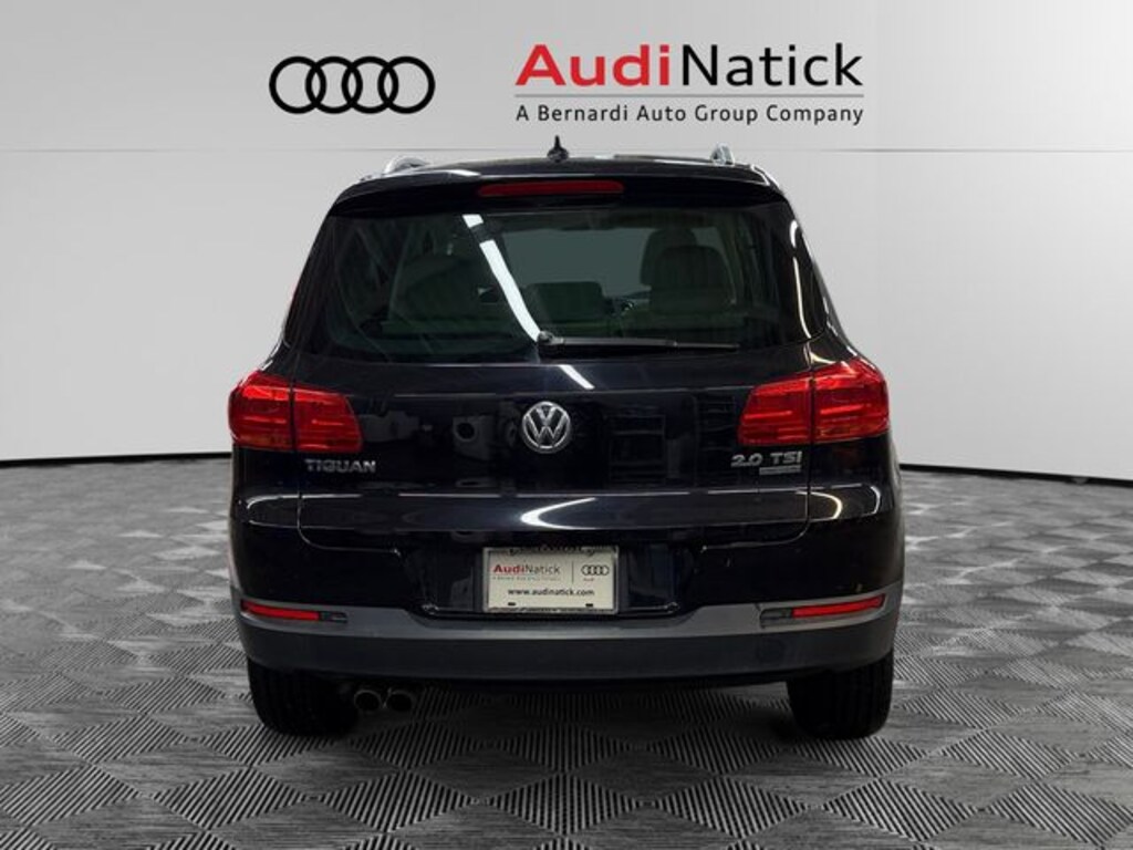 Used 2013 Volkswagen Tiguan SE SUV