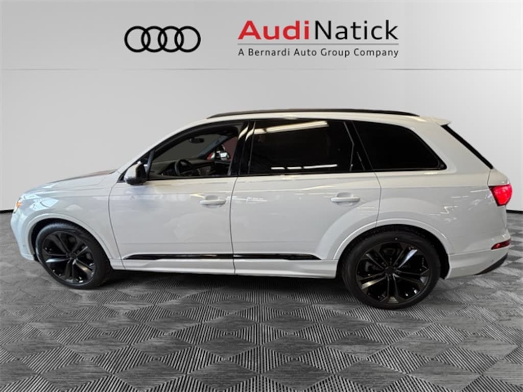 New 2026 Audi Q7 55 Premium Plus SUV