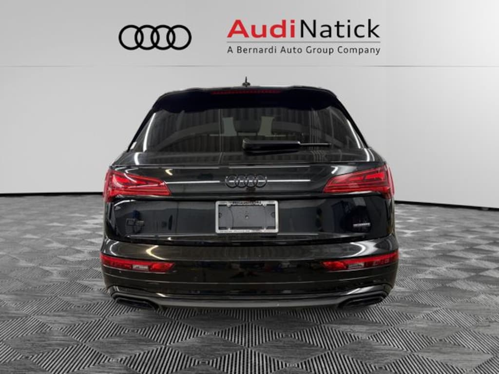 Used 2024 Audi Q5 45 S Line Premium SUV