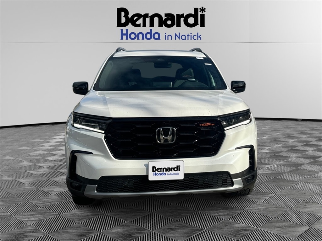 2025 Honda Pilot TrailSport's photo
