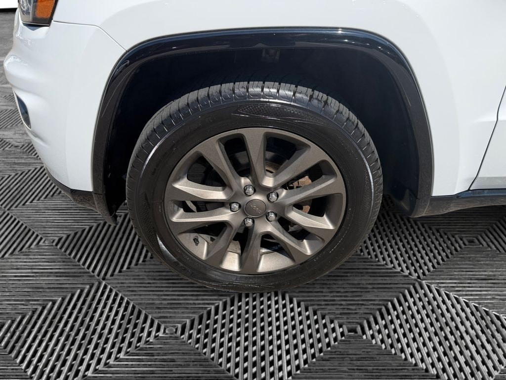 Used 2016 Jeep Grand Cherokee Limited 4x4 SUV