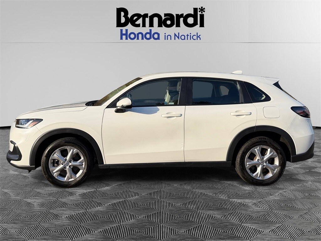 2023 Honda HR-V LX photo 4