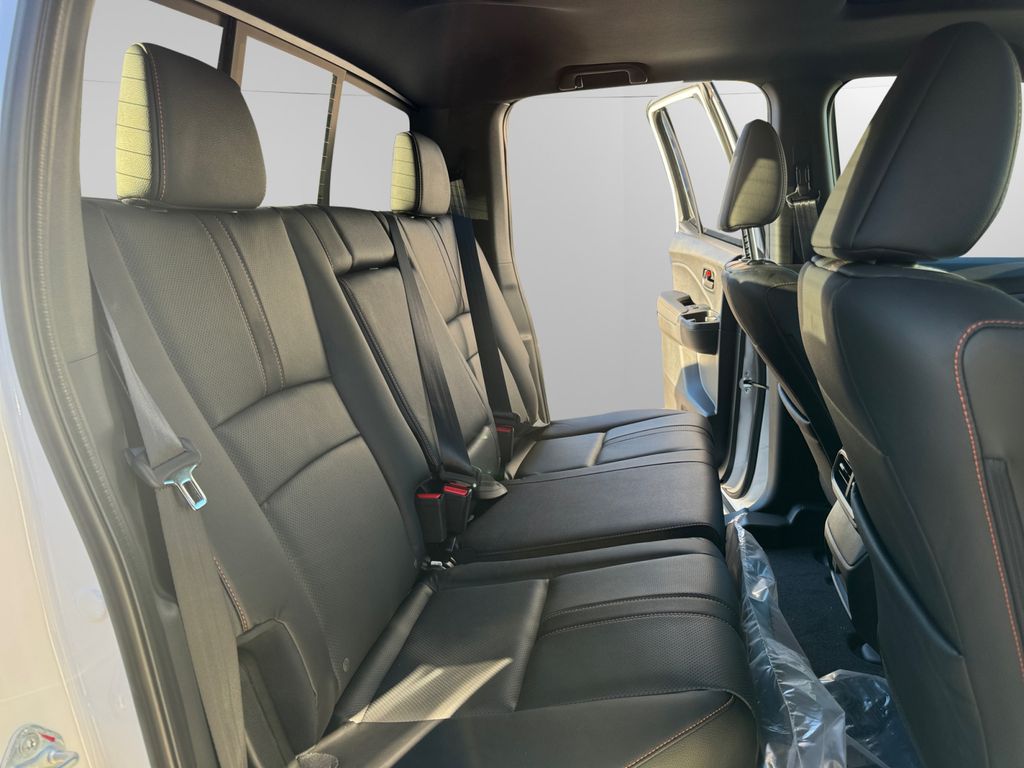 2025 Honda Ridgeline TrailSport - Photo 16