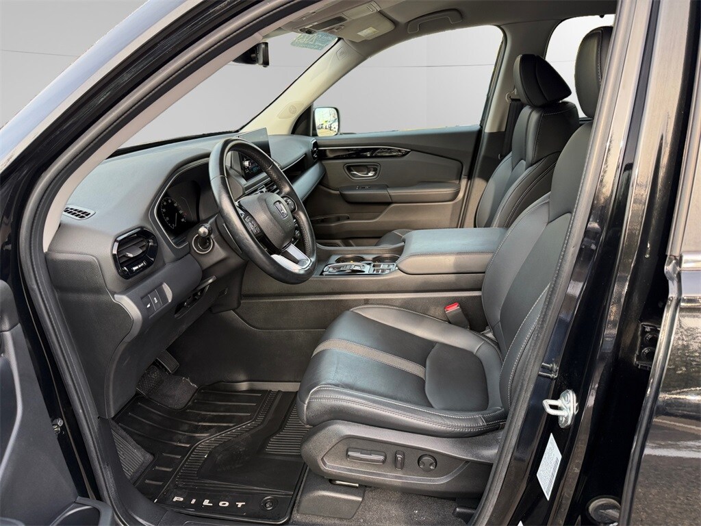 Certified 2023 Honda Pilot EX-L 8 Passenger SUV