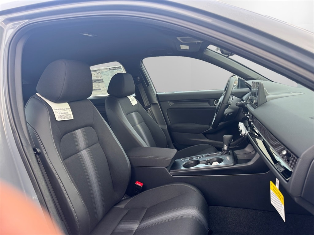2025 Honda Civic Hatchback Sport - Photo 12