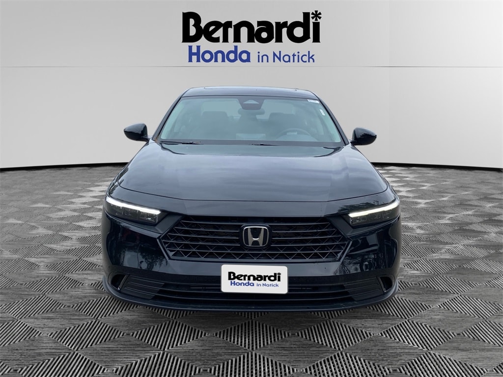 2025 Honda Accord SE's photo