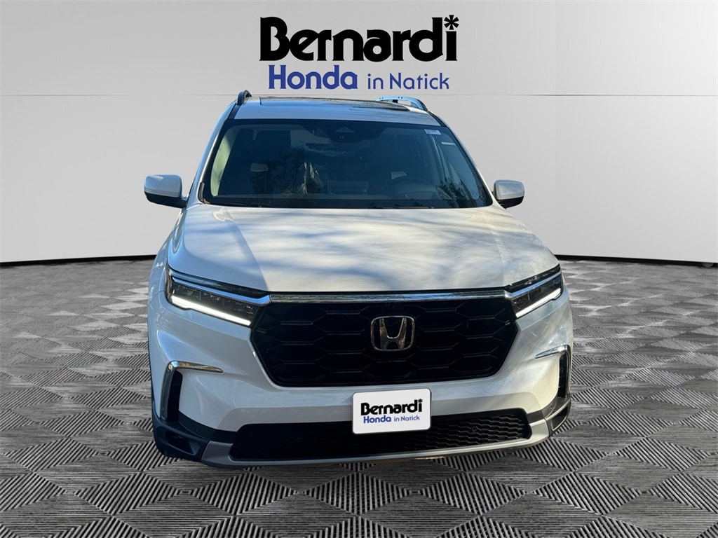 2025 Honda Pilot Elite's photo