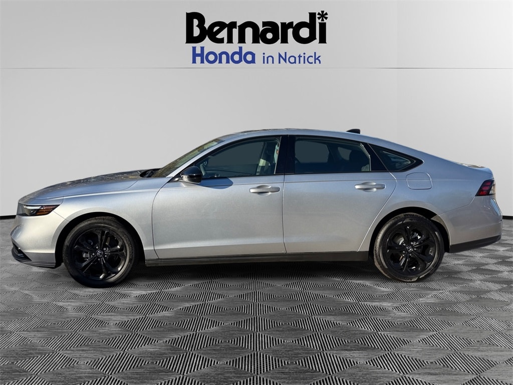 Used 2025 Honda Accord SE Sedan