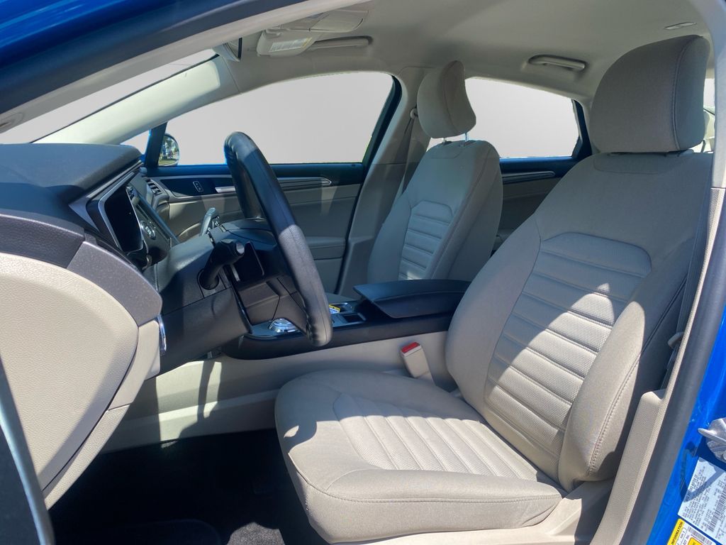 Used 2019 Ford Fusion SE with VIN 3FA6P0T99KR110912 for sale in Natick, MA