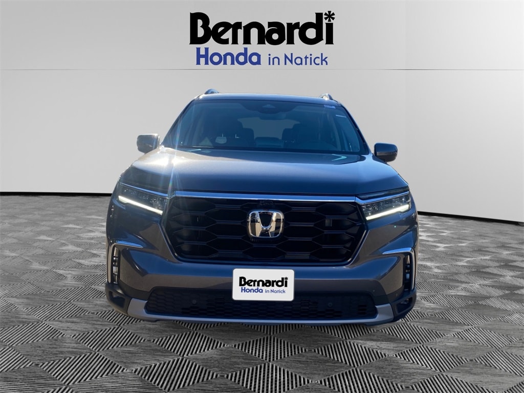 2025 Honda Pilot Elite's photo