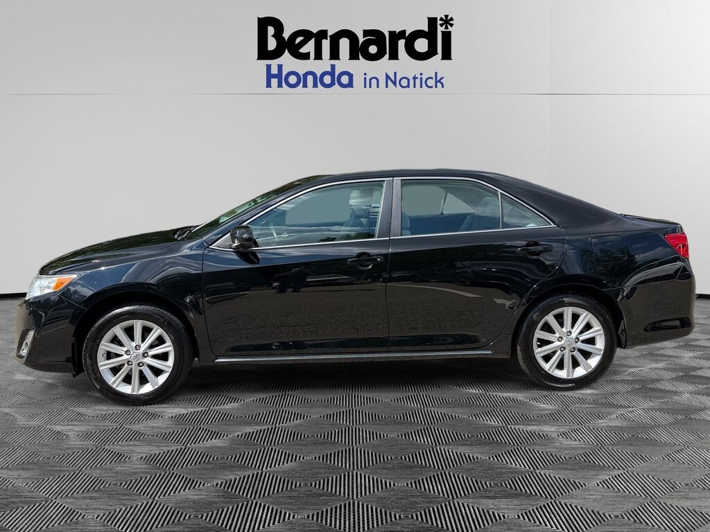 Used 2013 Toyota Camry XLE Sedan