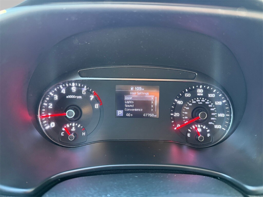 2022 Kia Soul LX photo 2