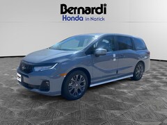 2026 Honda Odyssey Touring Van Passenger