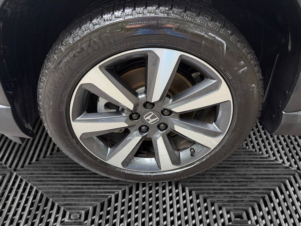 Certified 2023 Honda Pilot Touring SUV