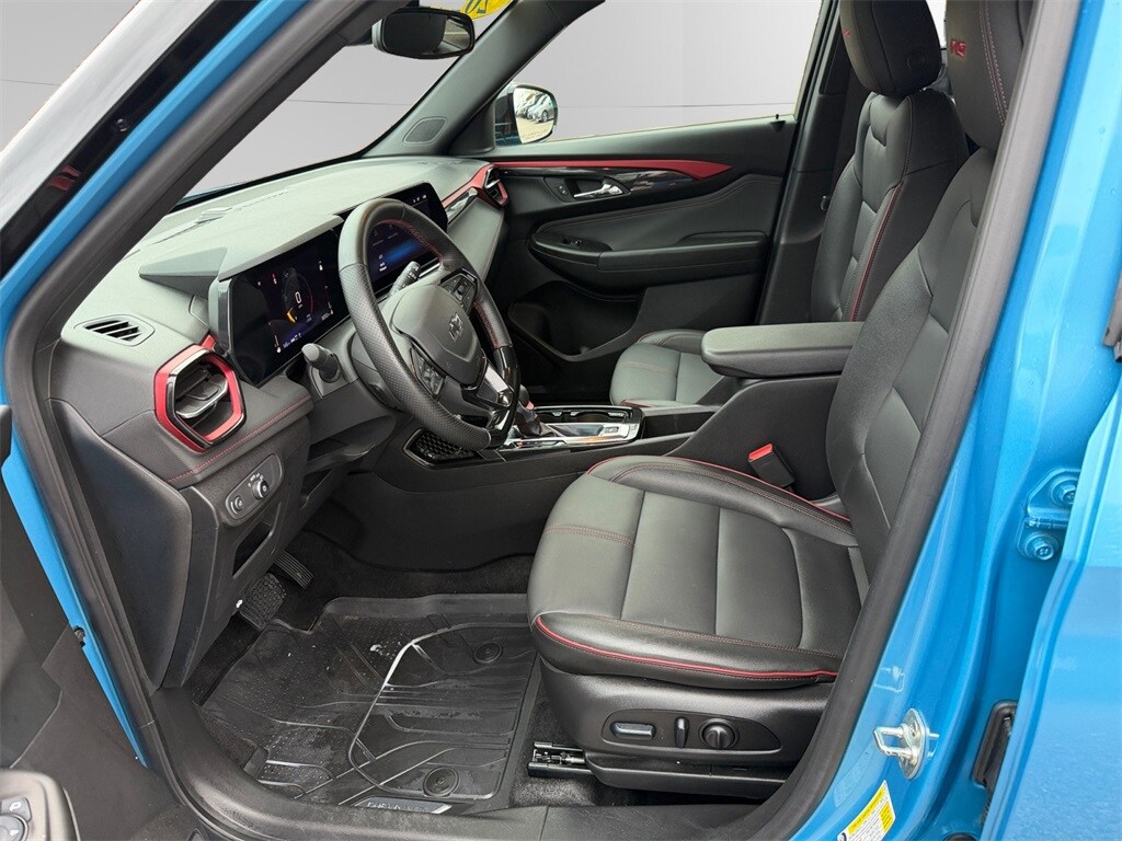 Used 2025 Chevrolet Trailblazer RS SUV