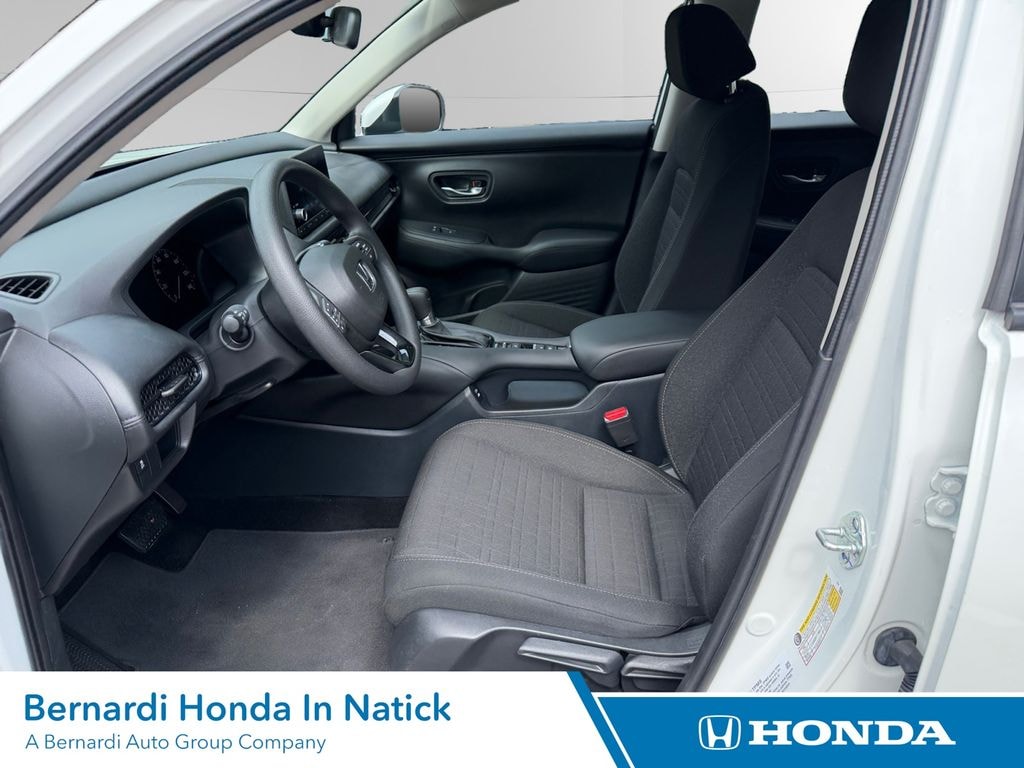 Certified 2025 Honda HR-V LX SUV