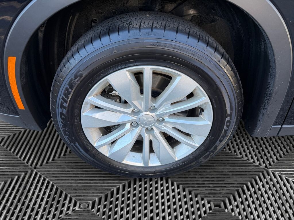 Used 2025 Mitsubishi Outlander ES SUV