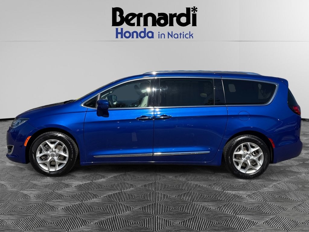 Used 2018 Chrysler Pacifica Touring L Plus Van