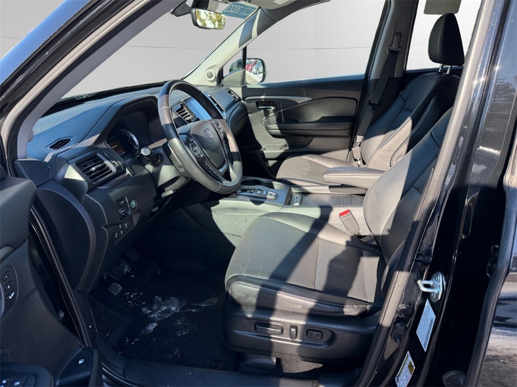 Certified 2023 Honda Ridgeline RTL Truck Crew Cab