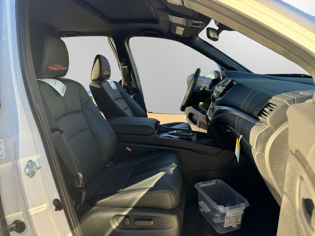 2025 Honda Ridgeline TrailSport - Photo 12