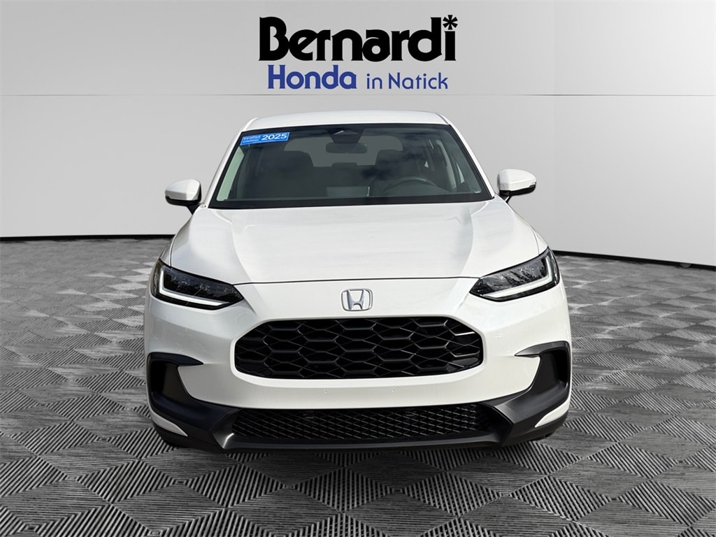 2025 Honda HR-V LX's photo