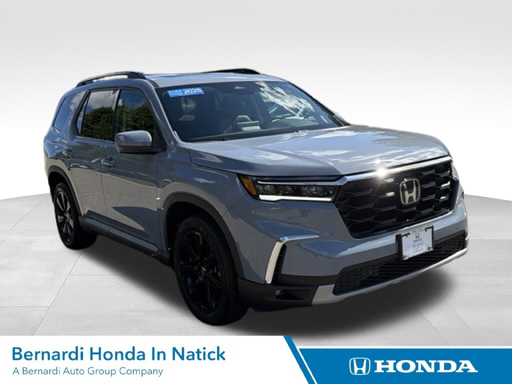 Certified 2025 Honda Pilot Touring SUV