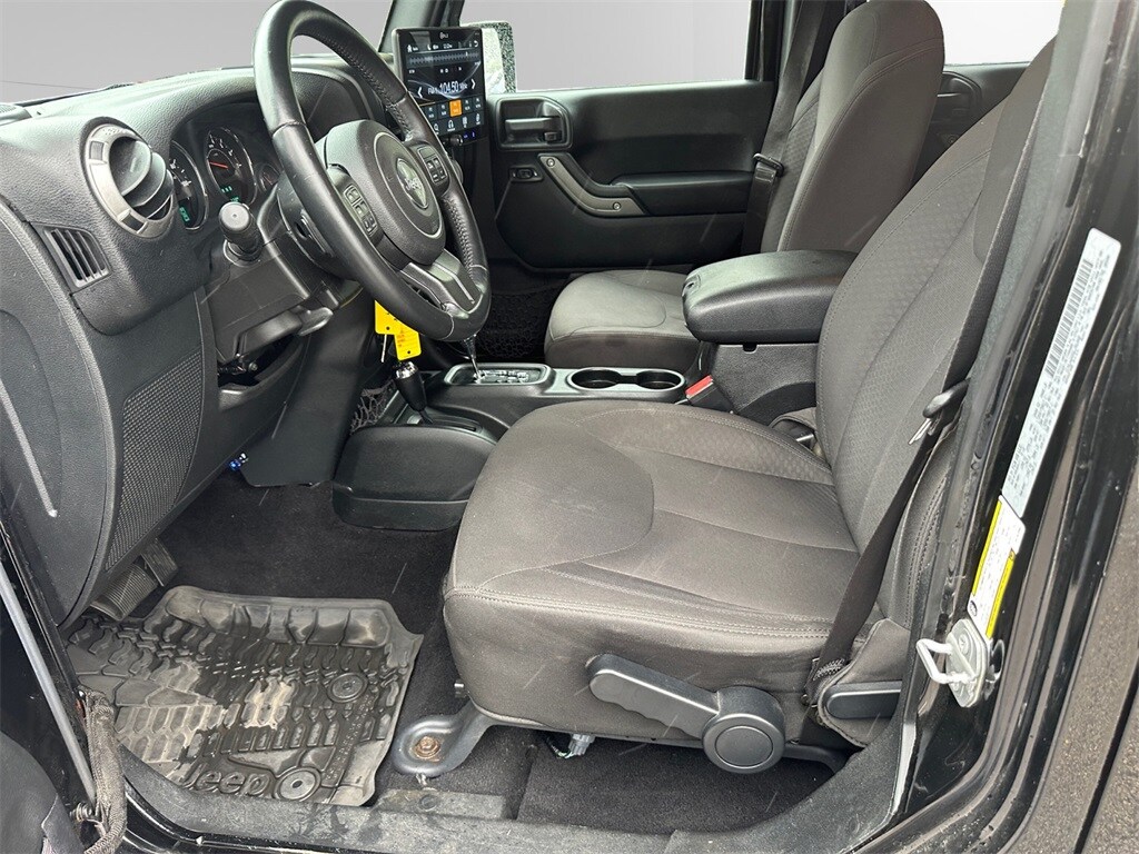 2016 Jeep Wrangler Unlimited Sport Willys photo 3