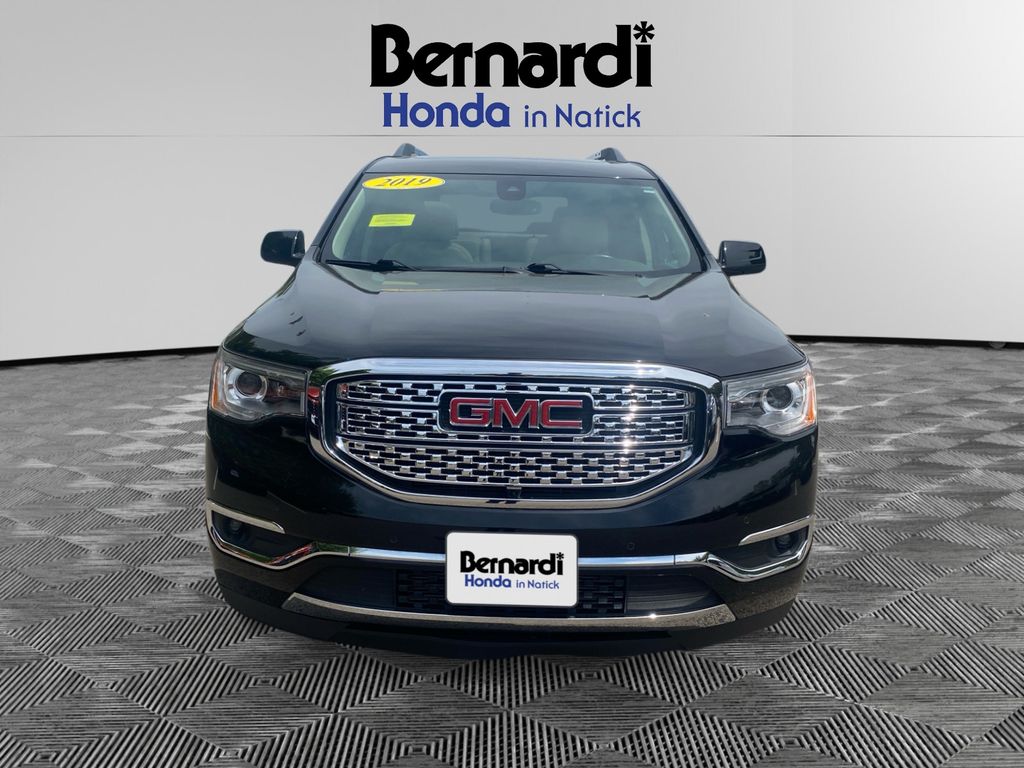 2019 GMC Acadia Denali AWD's photo