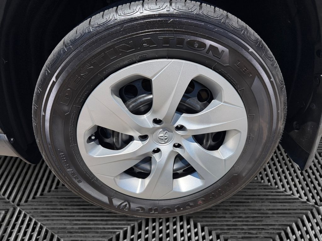 Used 2023 Toyota RAV4 LE SUV