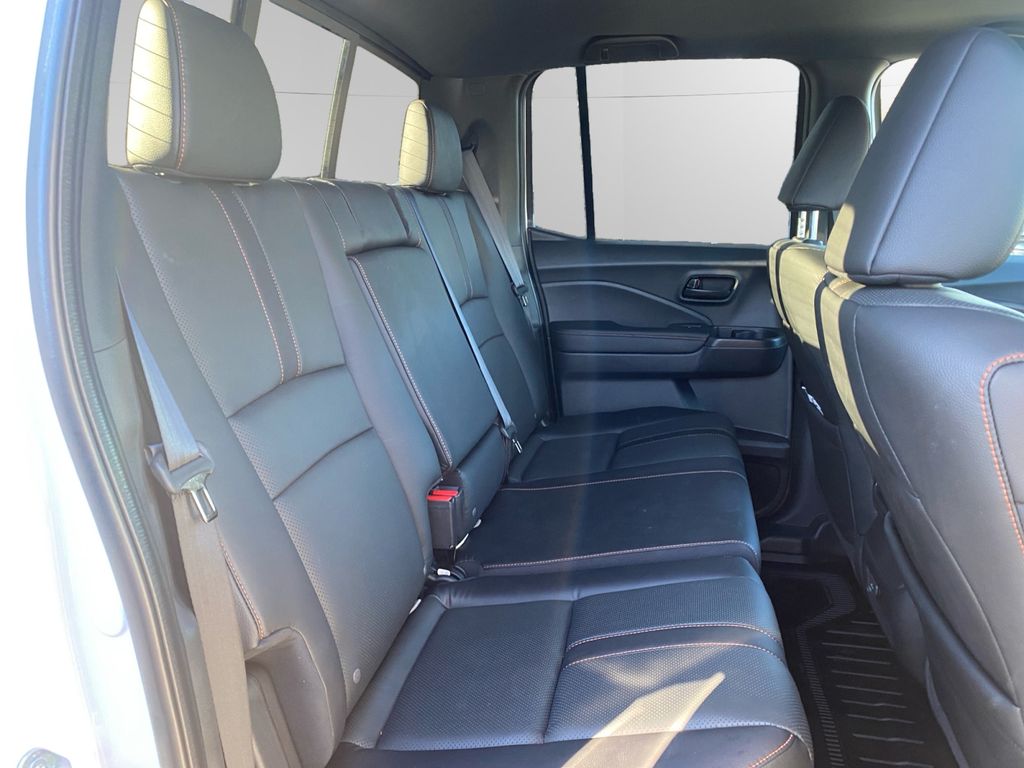 2025 Honda Ridgeline TrailSport - Photo 16