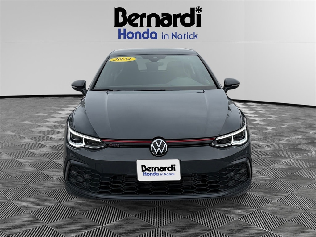 2024 Volkswagen Golf GTI S's photo