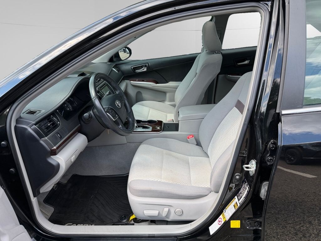 Used 2013 Toyota Camry XLE Sedan