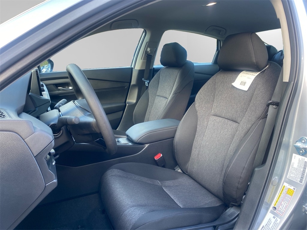 New 2025 Honda Accord LX Sedan