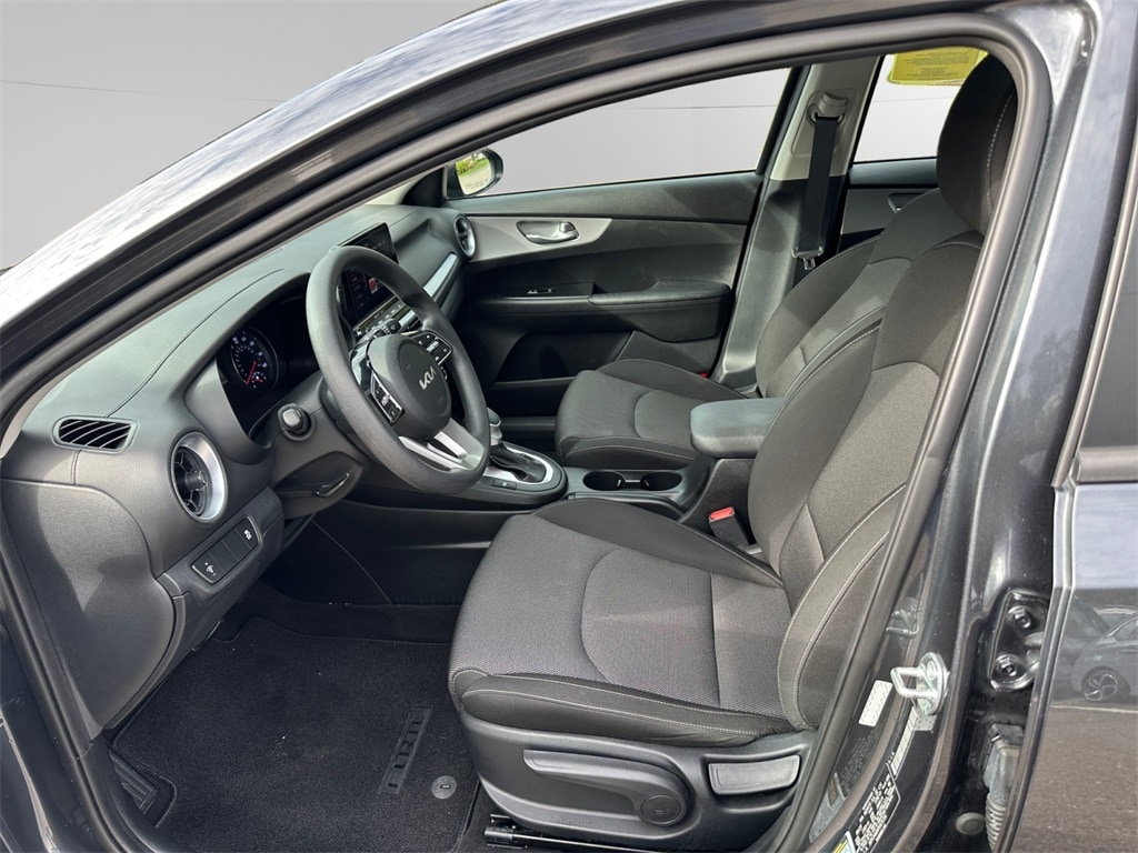 Used 2023 Kia Forte LXS Sedan