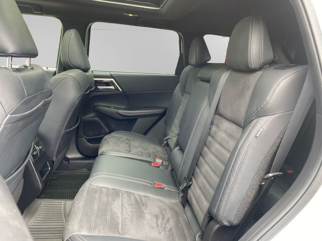 Used 2022 Mitsubishi Outlander Black Edition CUV