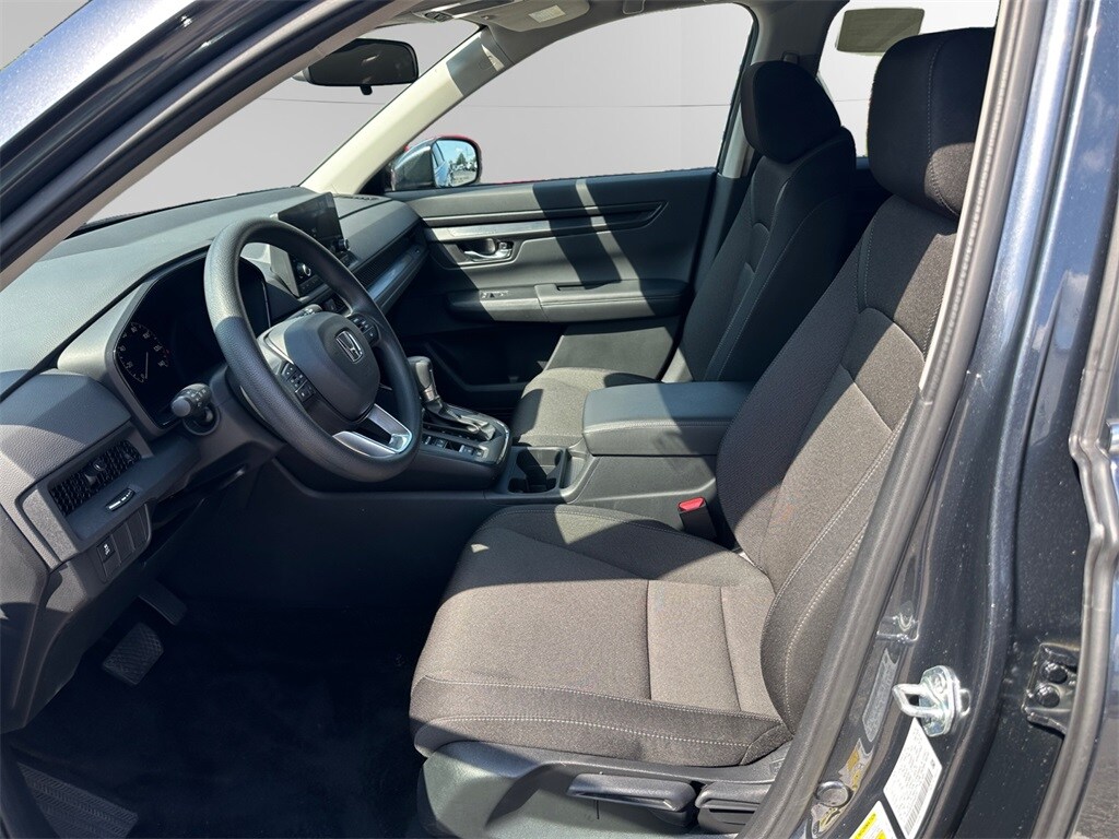 2025 Honda CR-V LX photo 3
