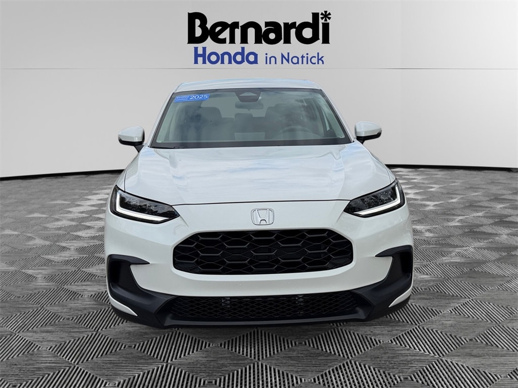 2025 Honda HR-V LX's photo